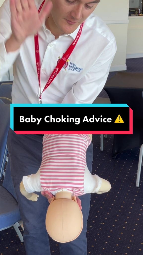 @ewanandfriends What to do if your baby is under one years old and starts to cho...