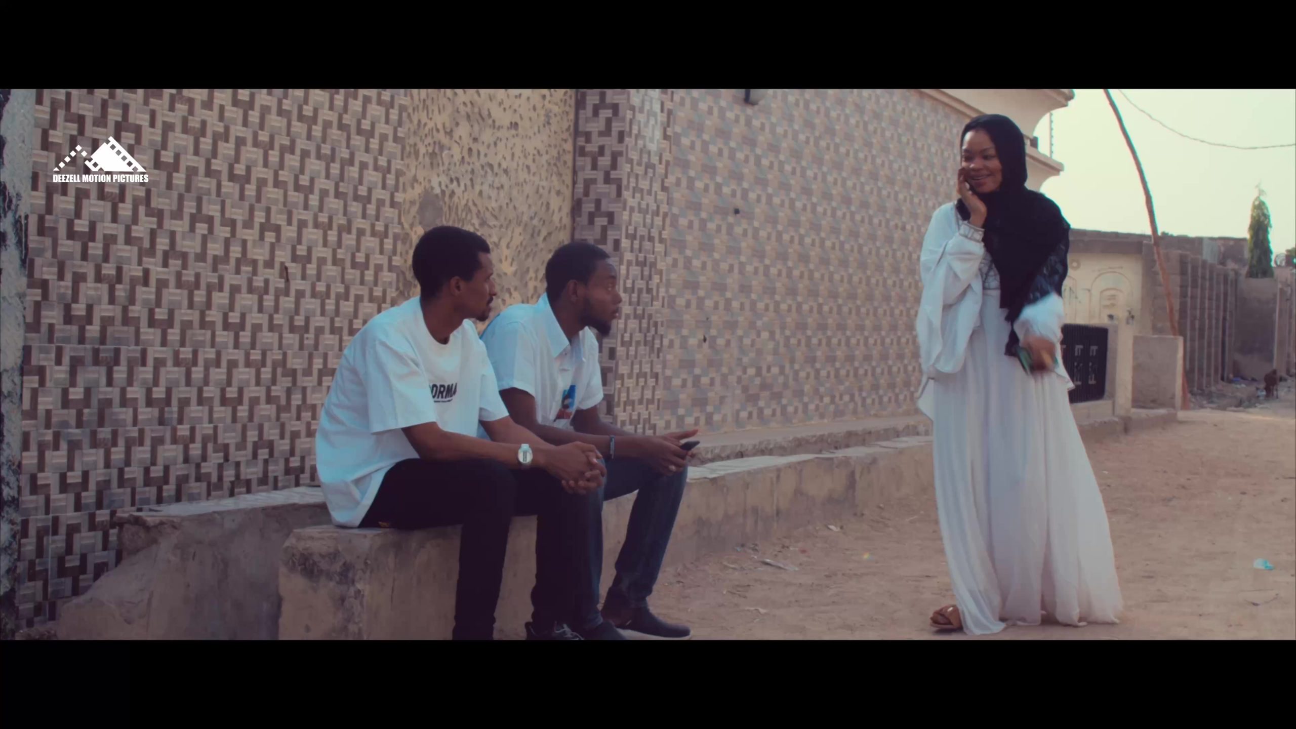 @officialdeezell Hahaha very funny scene  ...