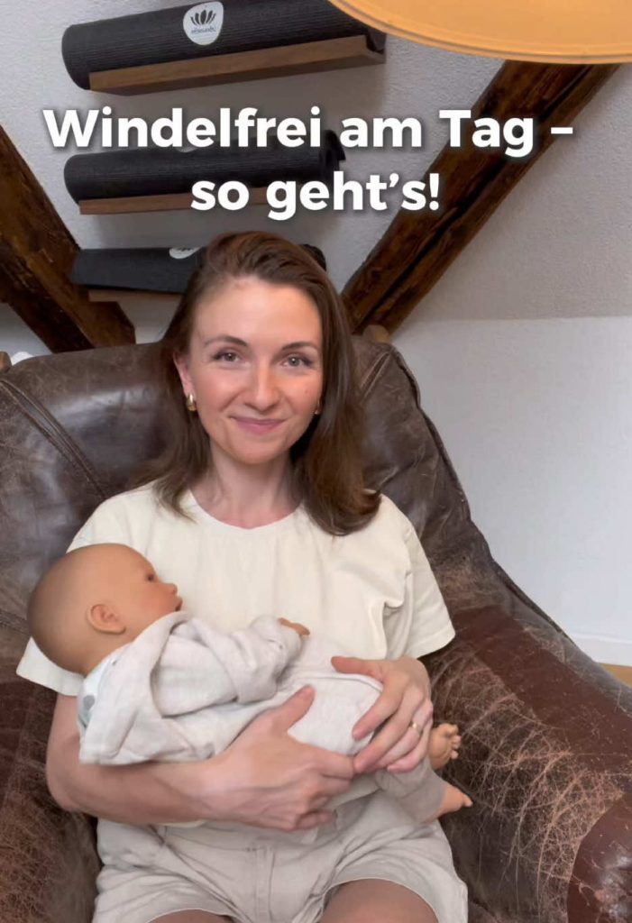 @evaclub.de Windelfrei ist oft viel einfacher, als es scheint! ⠀  Bei Babys unte...