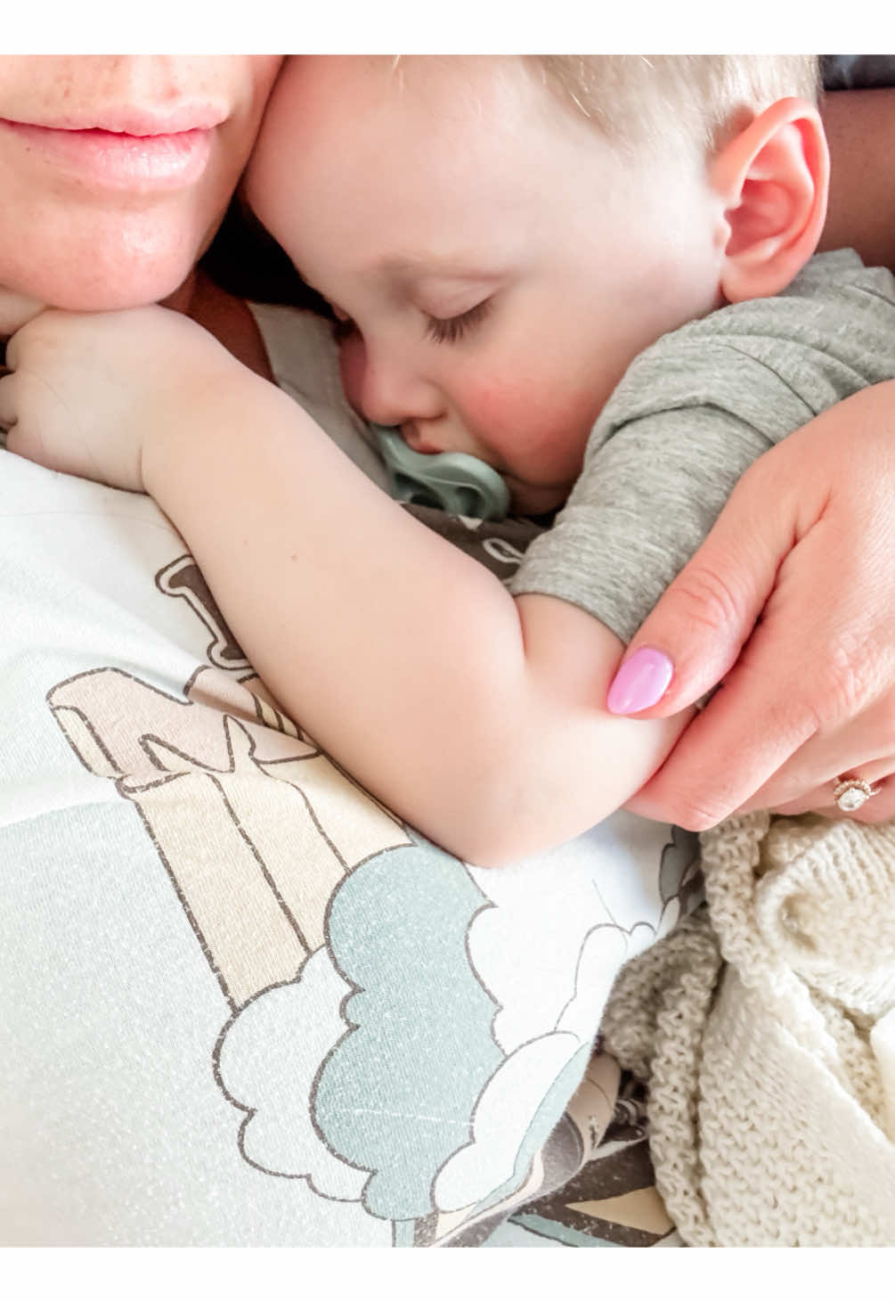 @tidyhomemama Never let them sleep in silence  #babyhacks #babyadvice #toddlerad...