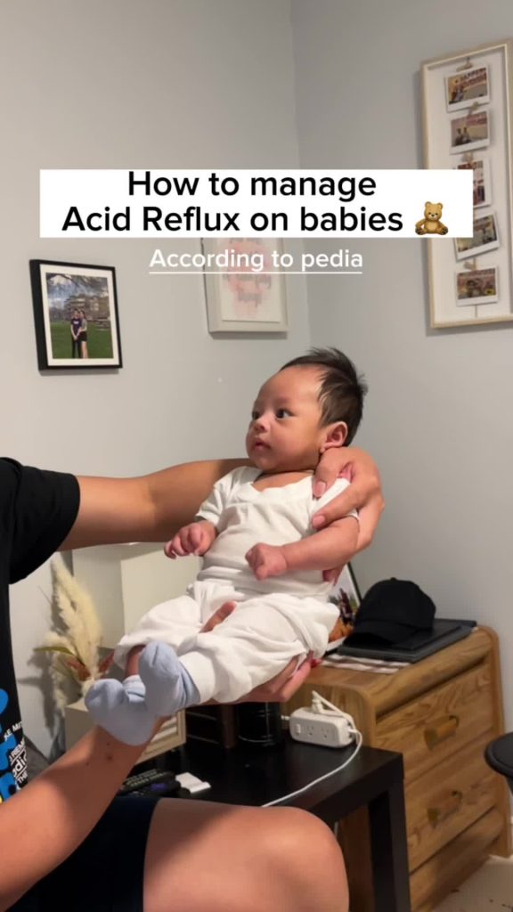 @daiinfante Acid reflux on babies? Here are some tips how to deal with it. #momm...