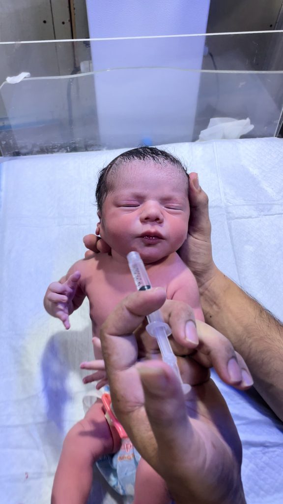 @drawaiskhanji LOW RBS IN BABY – HYPERTONIC 25% When blood sugar is very low, do...