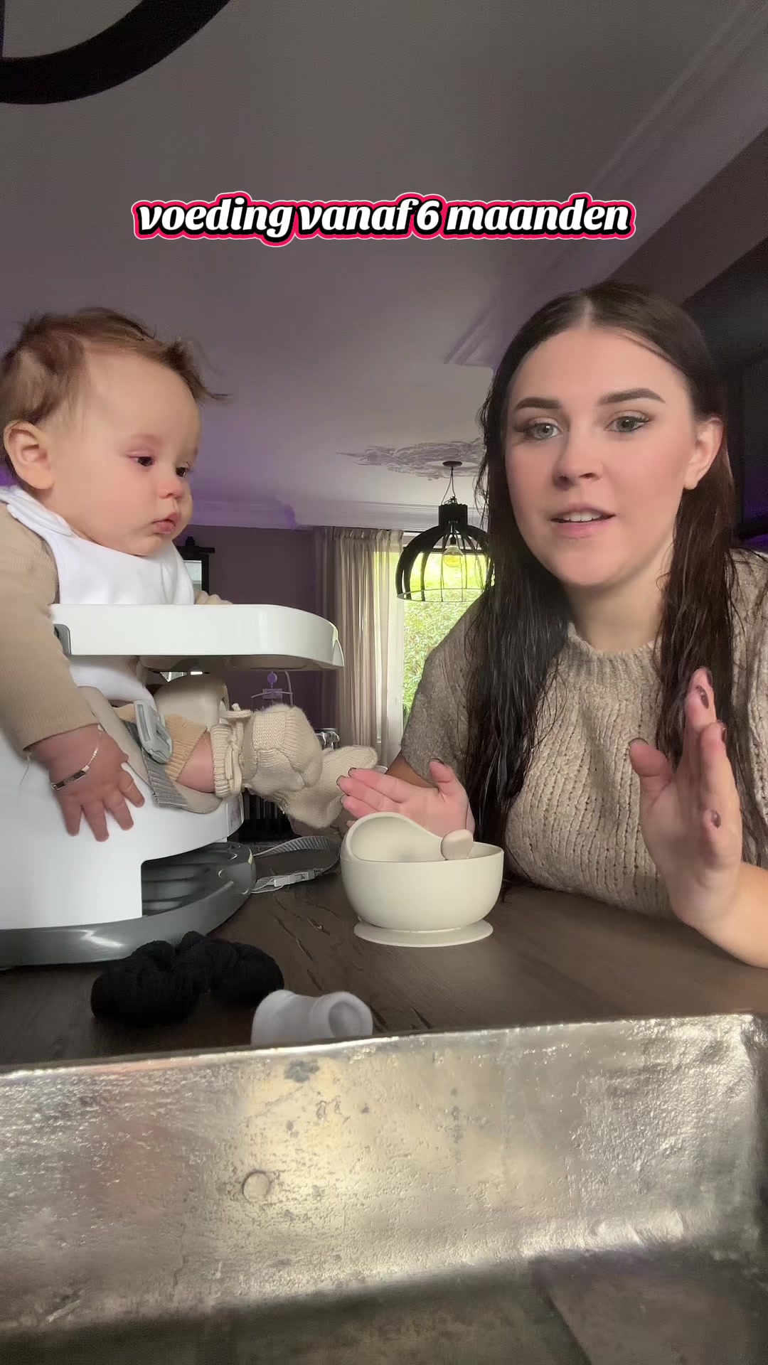 @_naomiiiix ik weet dat melk de hoofdvoeding natuurlijk blijft. maar hoe en wat ...