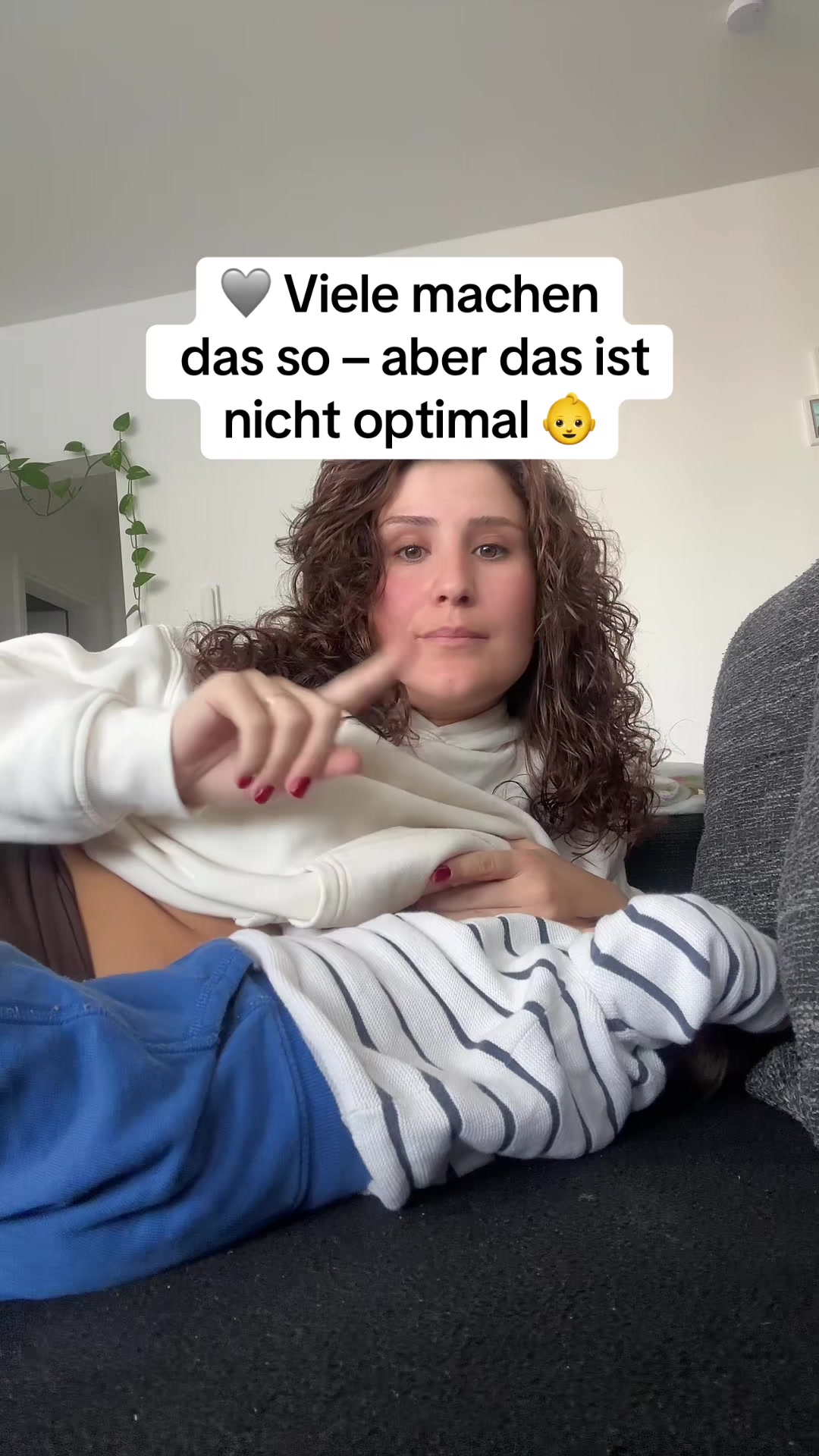 @mami_mit_tamy Viele wissen gar nicht, dass Babys beim Stillen oder Kuscheln oft...