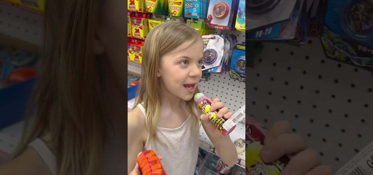 5 Dumb Ways to Entertain your BABY while shopping !! #dumbways #shorts #cutebaby