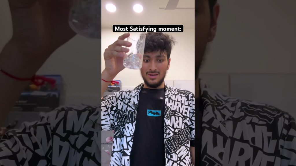 Can’t Control after Seeing It 😈😂 #shorts #relatable #viral