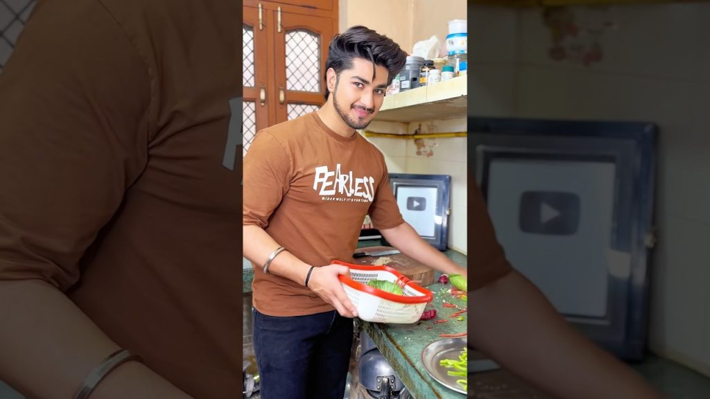 Hakka Noodles 🌶️🍜 #recipe #cooking #food #indianfood #eveningsnacks #foodie #streetfood #shorts