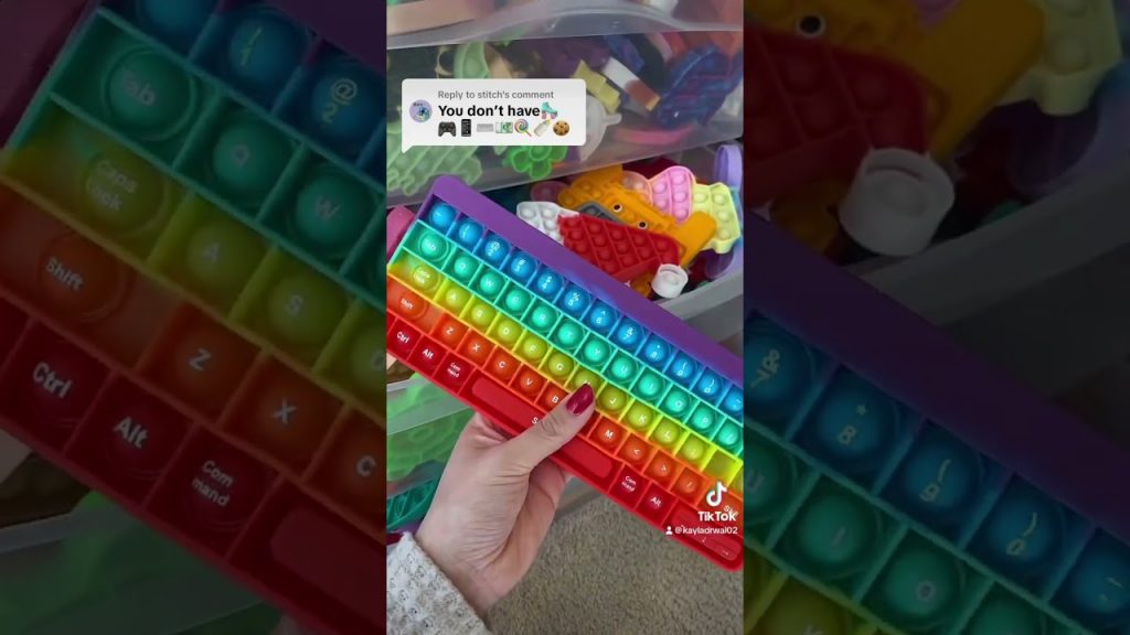 I KNOW YOU DON’T HAVR THESE EMOJIS IN FIDGETS - 🛼🎮📱⌨️💵🍭🍼🍪 #shorts