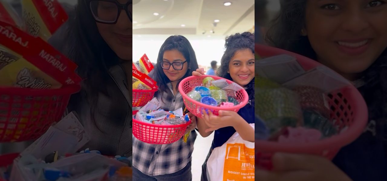 Kolu ku return gifts vaangiyachu 🎁 😍 #ishqyouall #swv #tamil #youtube #shorts