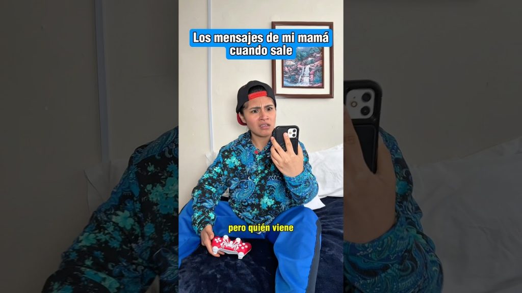 Los mensajes de mamá cuando sale 😅😂 #shorts #humor #tiktokvideo #comedia #Funny #fyp
