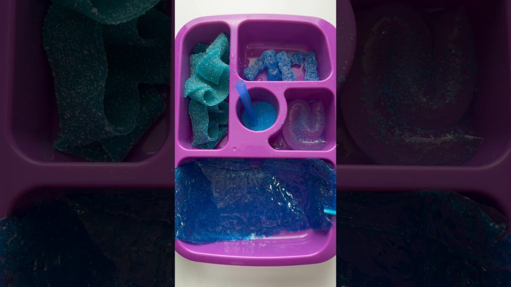 Packing School Lunch *ONLY BLUE FOOD* #shorts