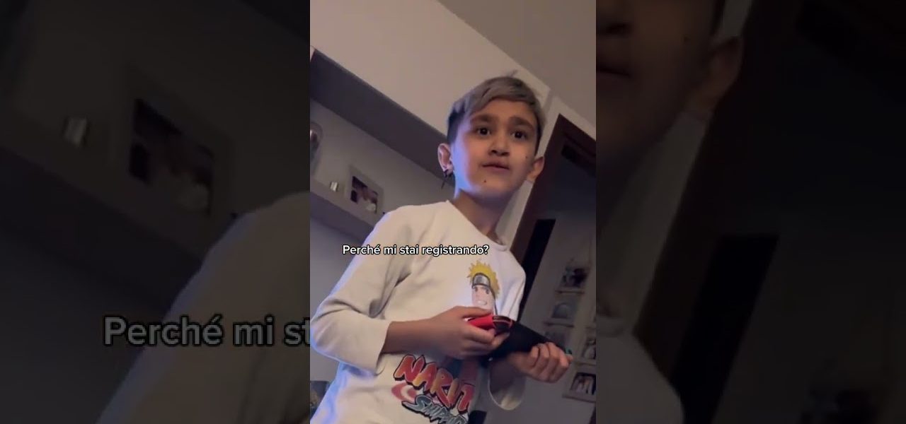 Quando vuoi insegnare la vera educazione a tuo figlio 😂 inizi così 😅 #shorts #short