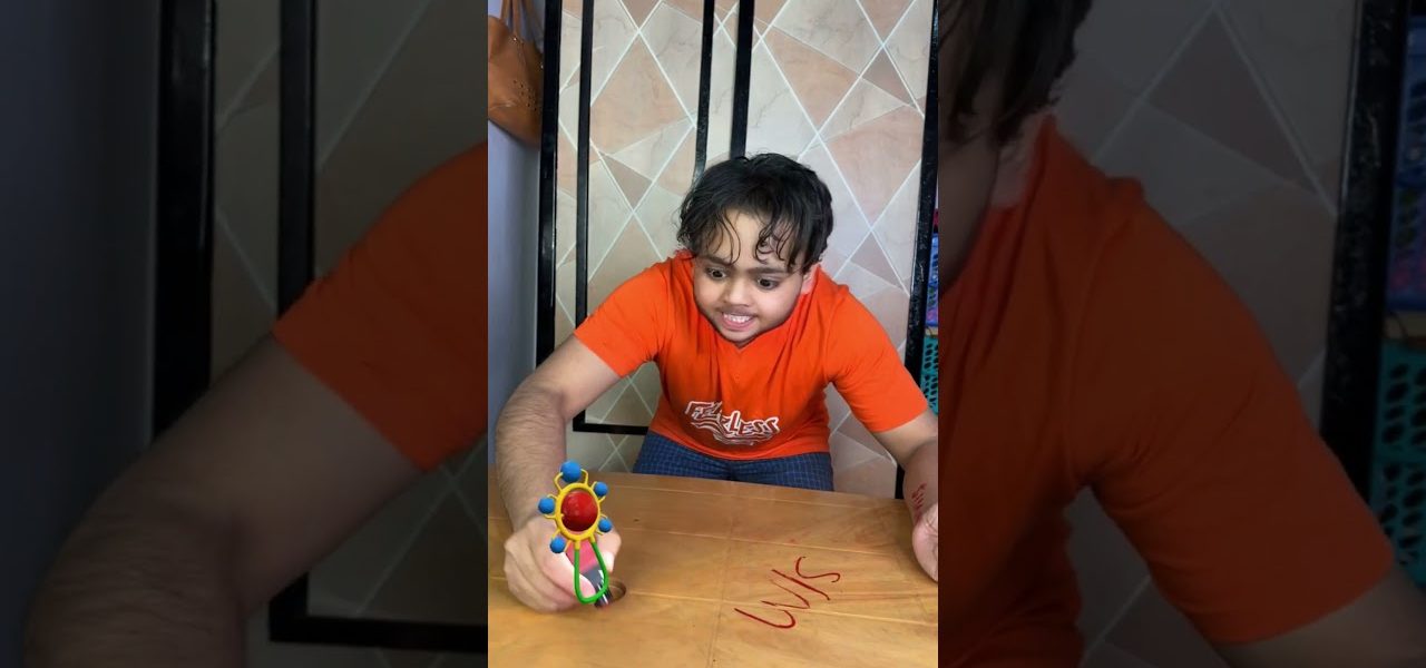 When Tillu gets a LIPSTICK 💄🥶#shorts #comedy #funny #olidavines