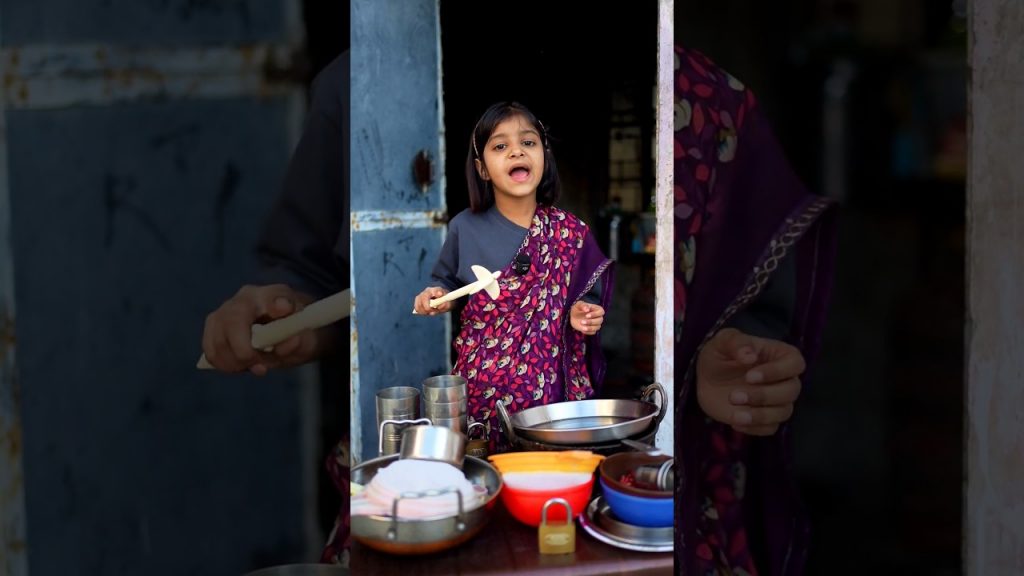 aaj kya banau 😲😯 wait for end #shorts #kitchen #funny #prank