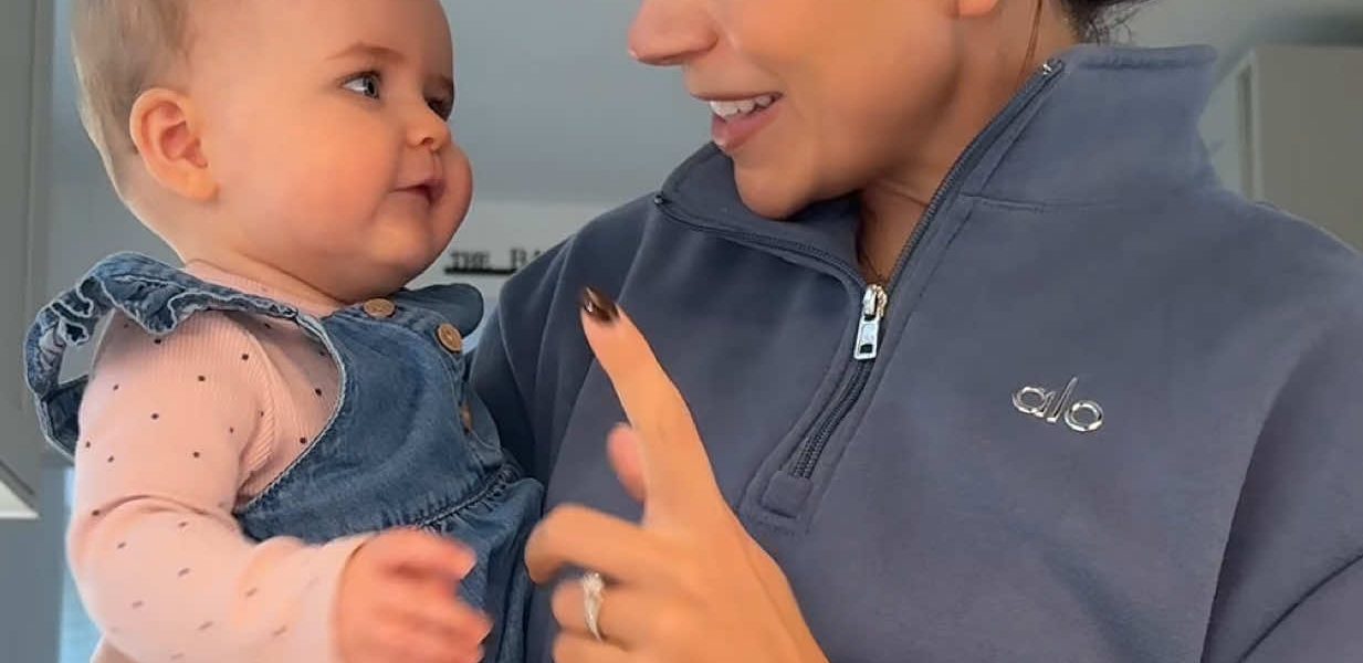 @steph_mumlife She’s always just say flat on her bed and in ours but the last we...