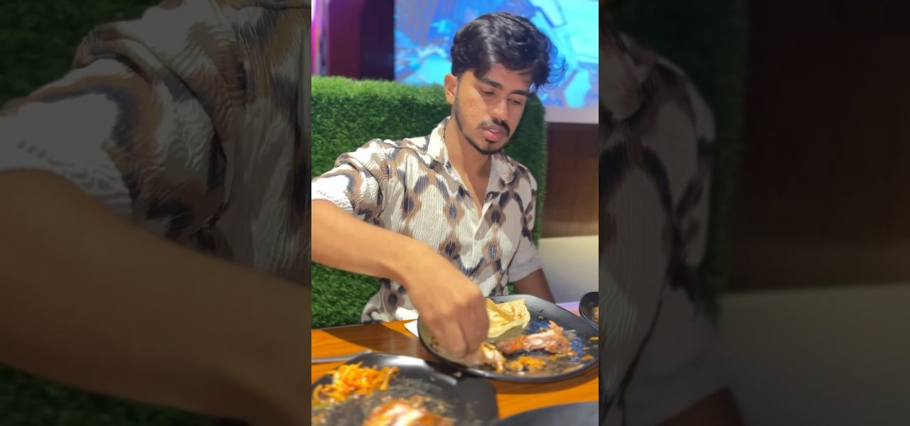 Chicken 🐔 4 #comedy #trending #viral #girl #shorts