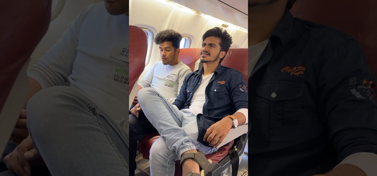 Flight 👍🏻🙄 #comedy #trending #viral #flight #shorts #youtube