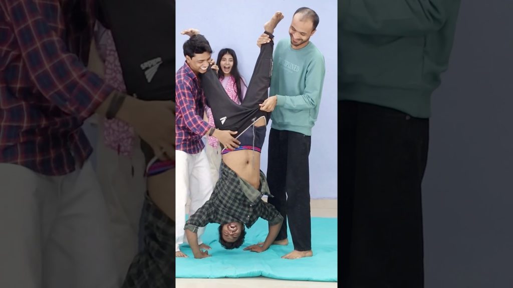 HandStand Challenge😛 #shorts