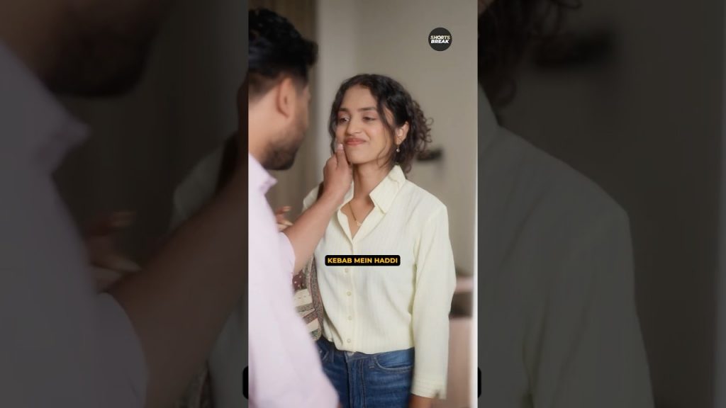 Kebab Mein Haddi 🤣 | #shorts | Shorts Break