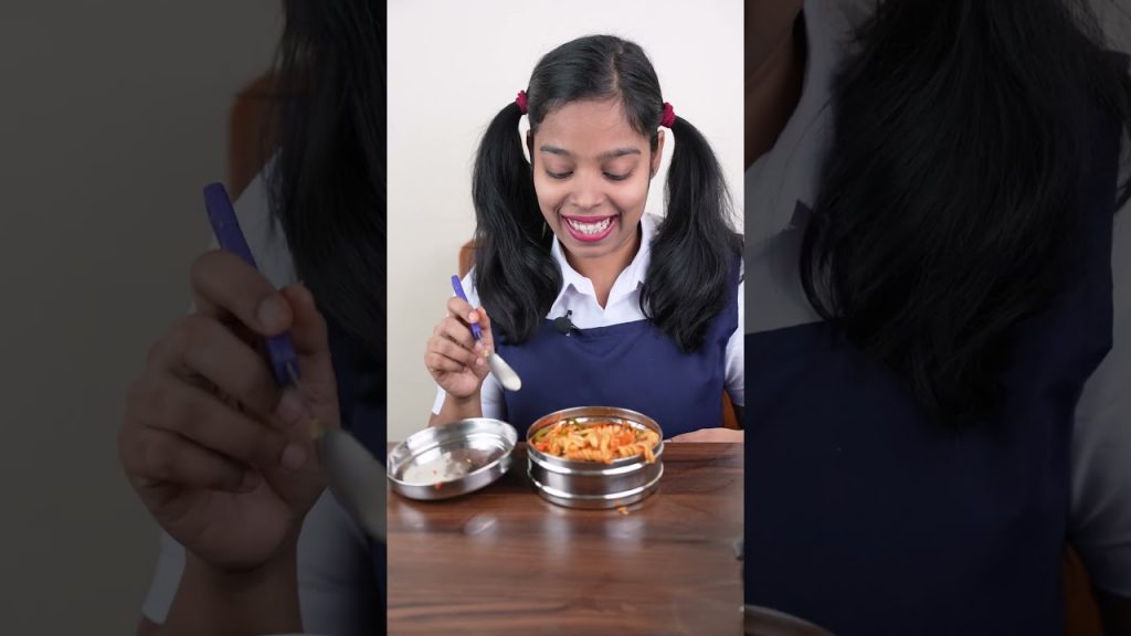 Me VS  my Friend | At Lunch Break 😂 School Life #shorts #comedy #funny #ashortaday #friends #school