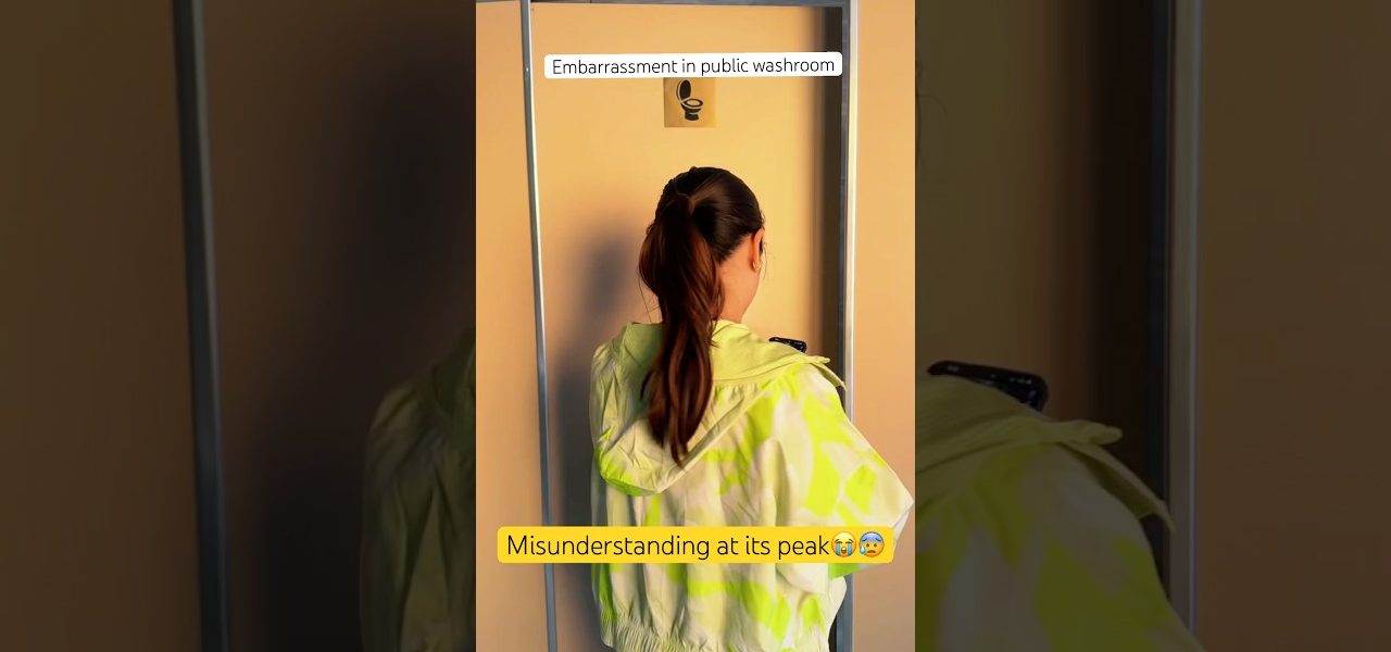 Saath me karte he 🫣🤣 #Shorts #funny #indiantoilet #comedy