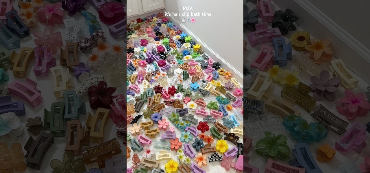 wash my hair clips with me ##cleaninghacks #cleaning #hairstyle #asmrsounds #viral #shorts